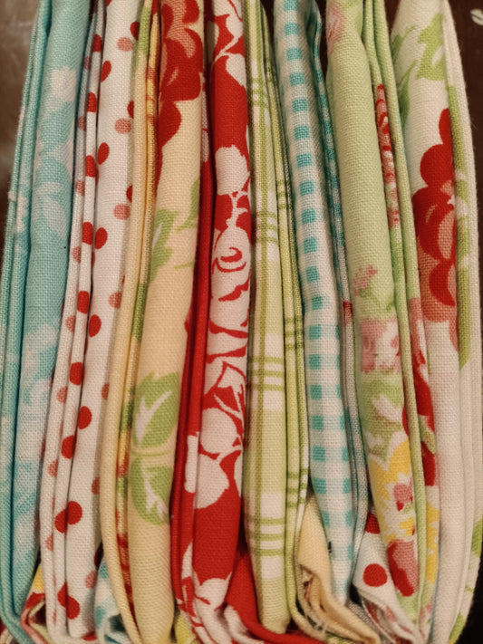 8 Fat Quarter Mystery Bundle